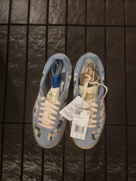 Women's Adidas x Liberty London Sambae 'Blue Cream White' - Picture 13 of 16